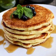 How To Make Buttermilk Pancakes